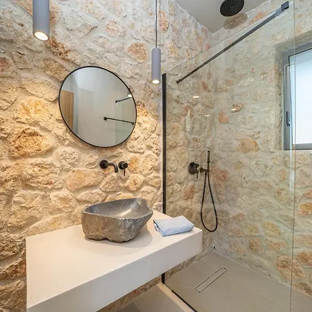 Lithos Art - Euphoria Villa